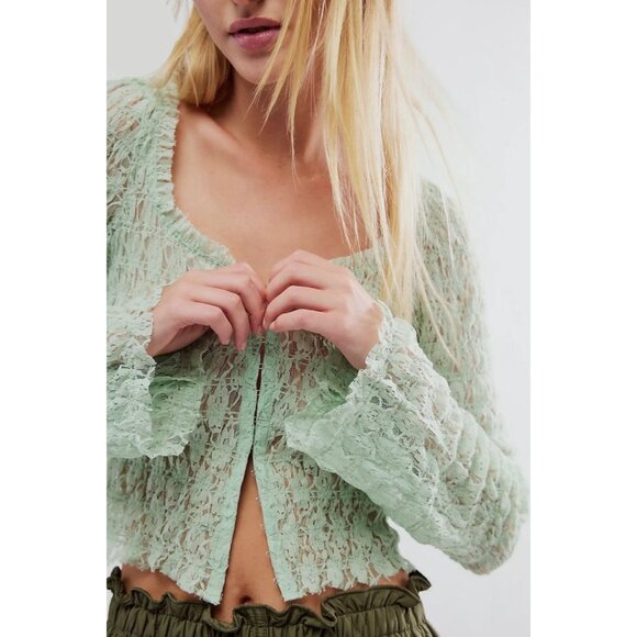 Froe People FP One $98 Madison Smocked Lace Blouse Top NEW - Picture 3 of 3